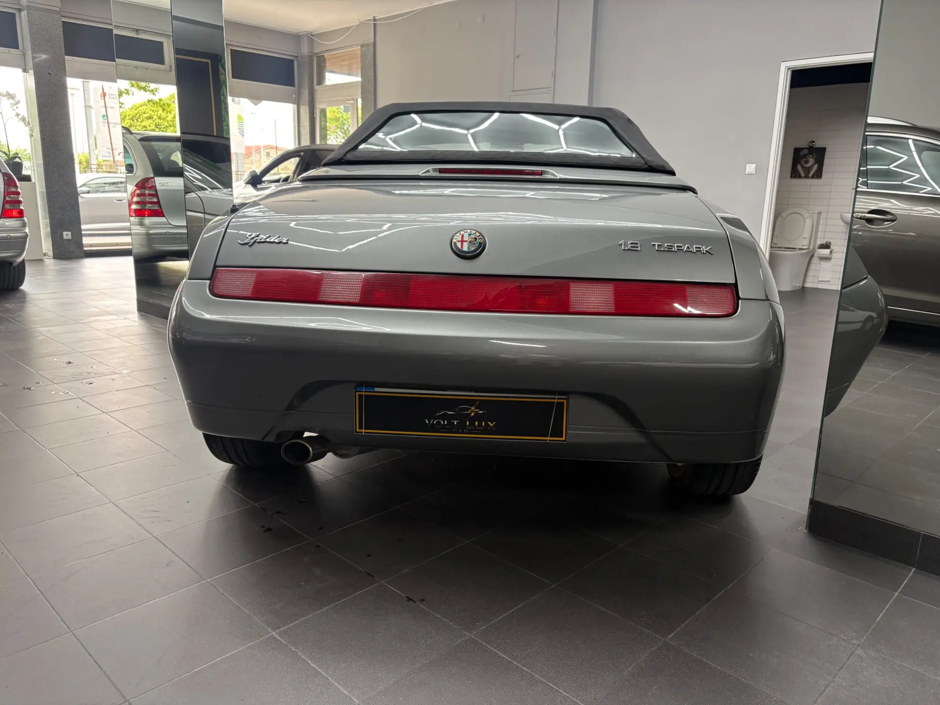 Alfa Romeo Spider 1.8 TS 21