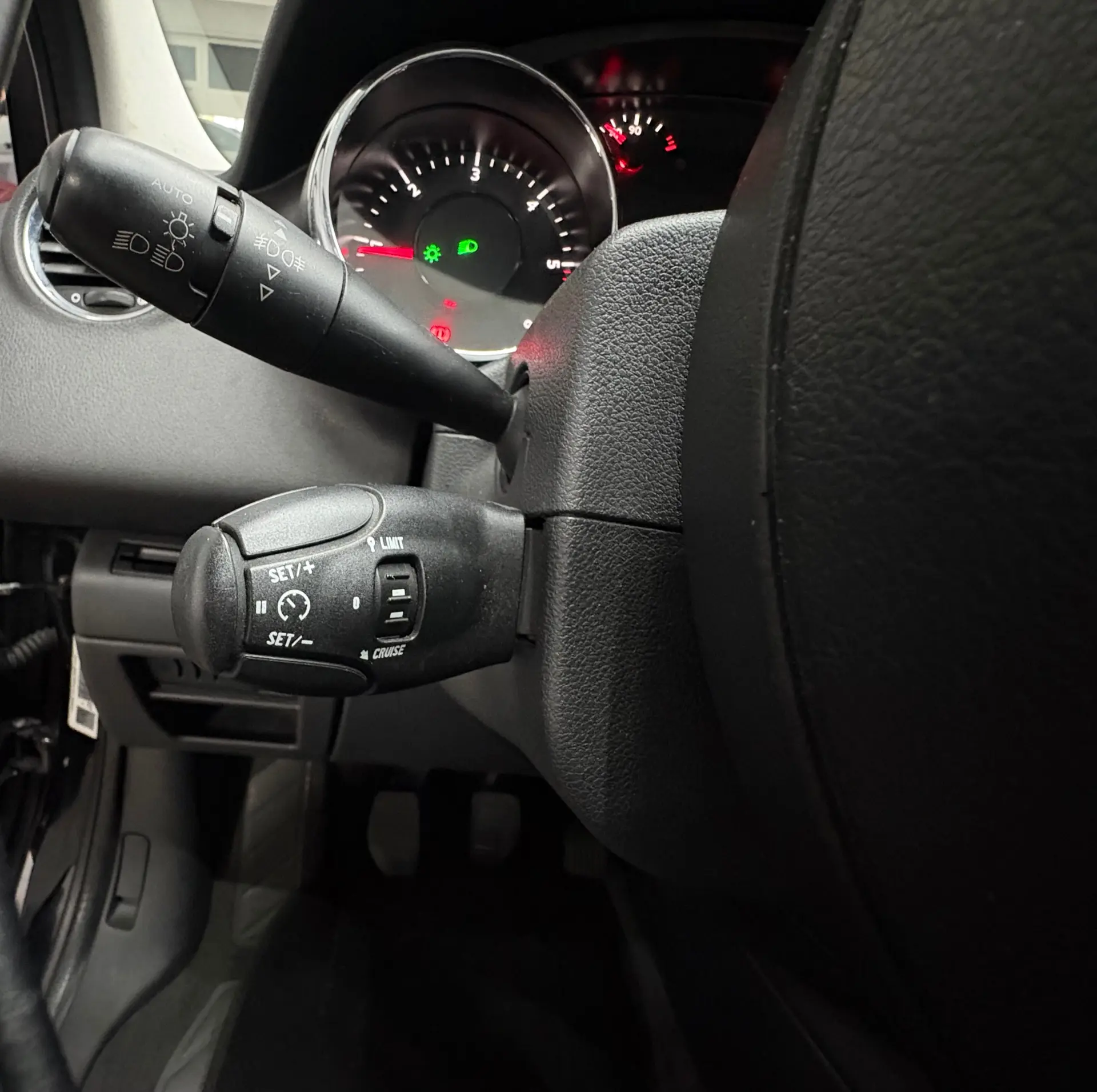 Peugeot 5008 1.6 HDi Tech-Motion 30