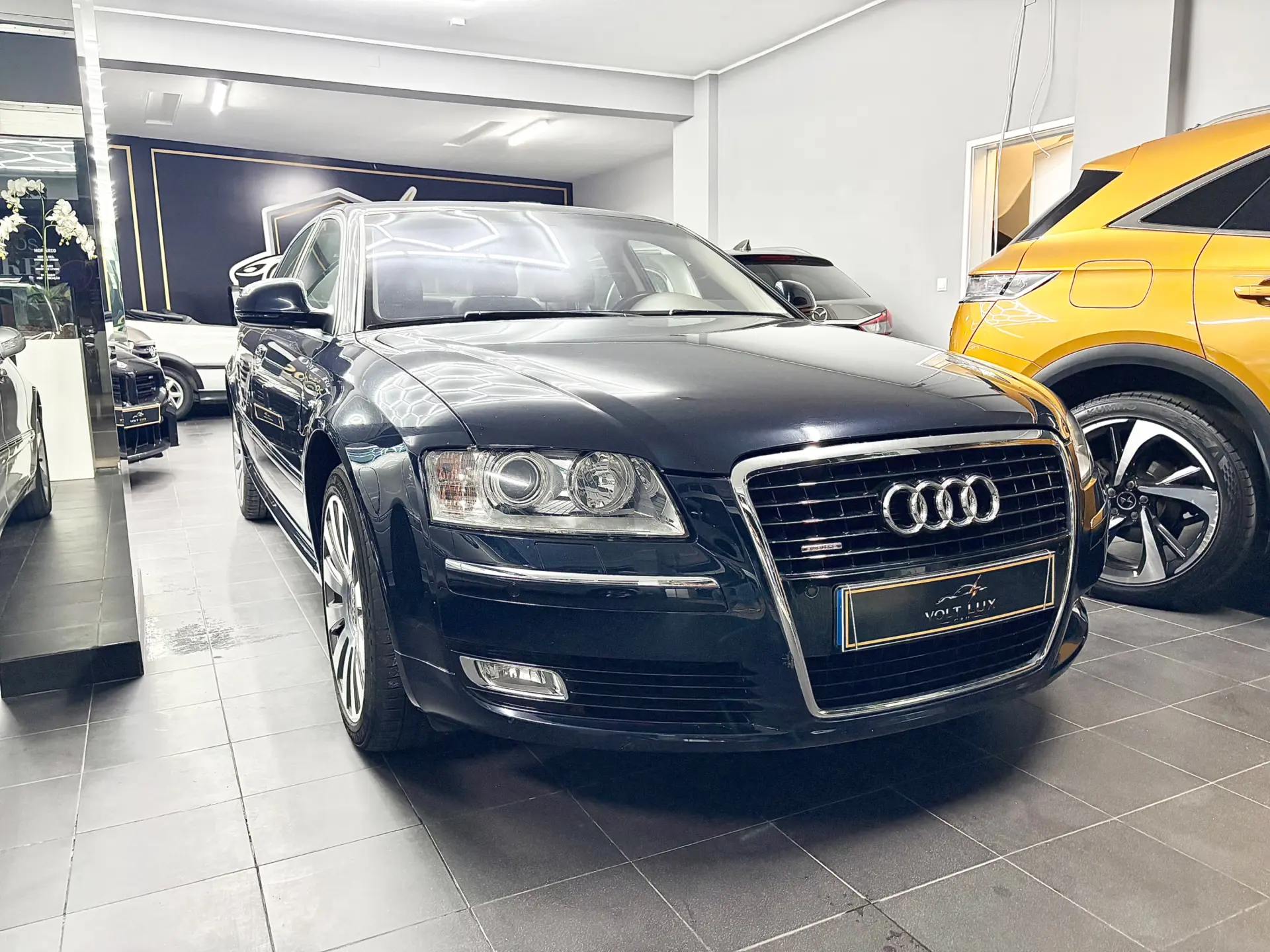 Audi A8 3.0 TDI V6 quattro Tiptronic 36