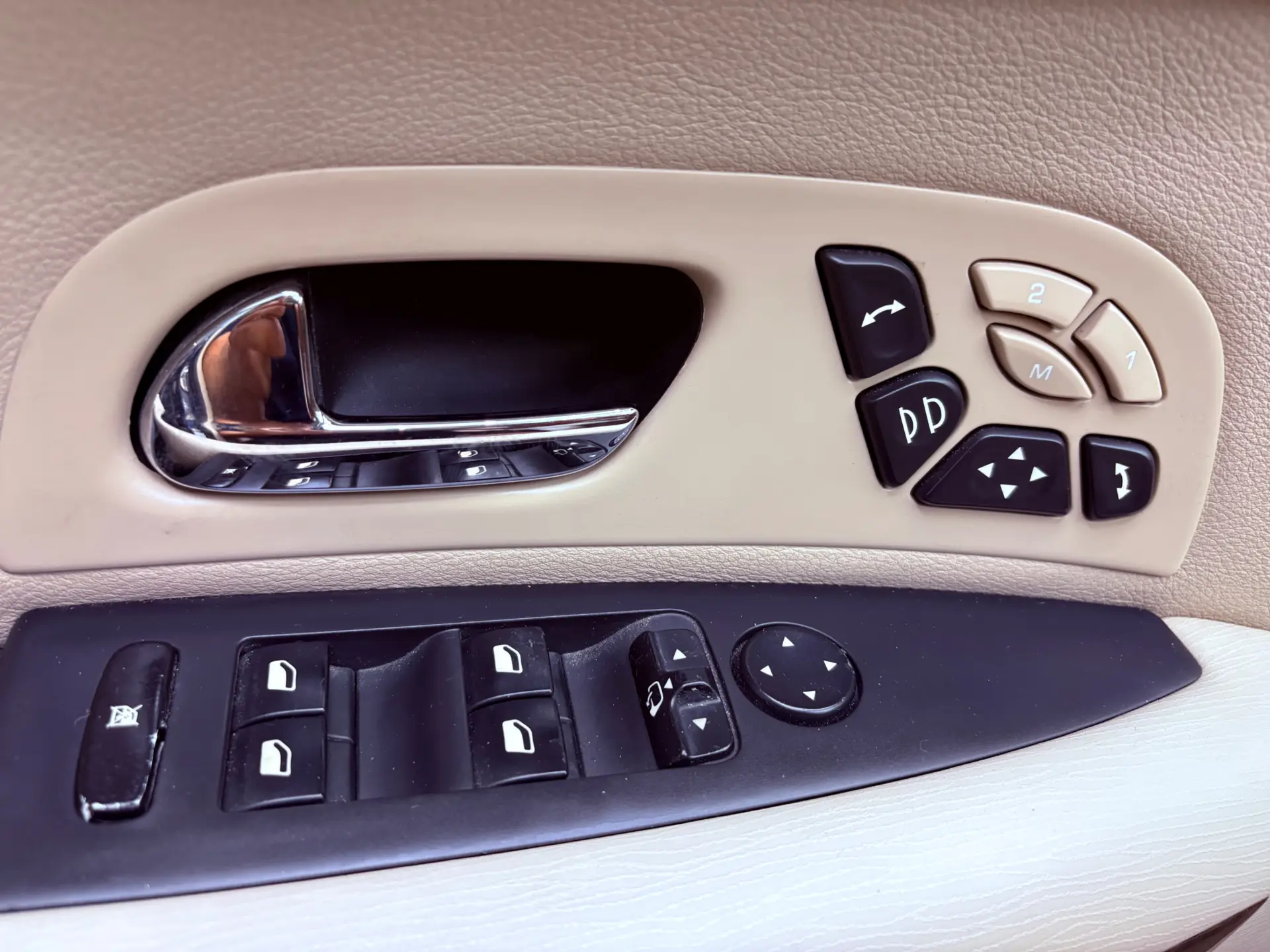 Citroen C6 2.7 HDi V6 Exclusive 25