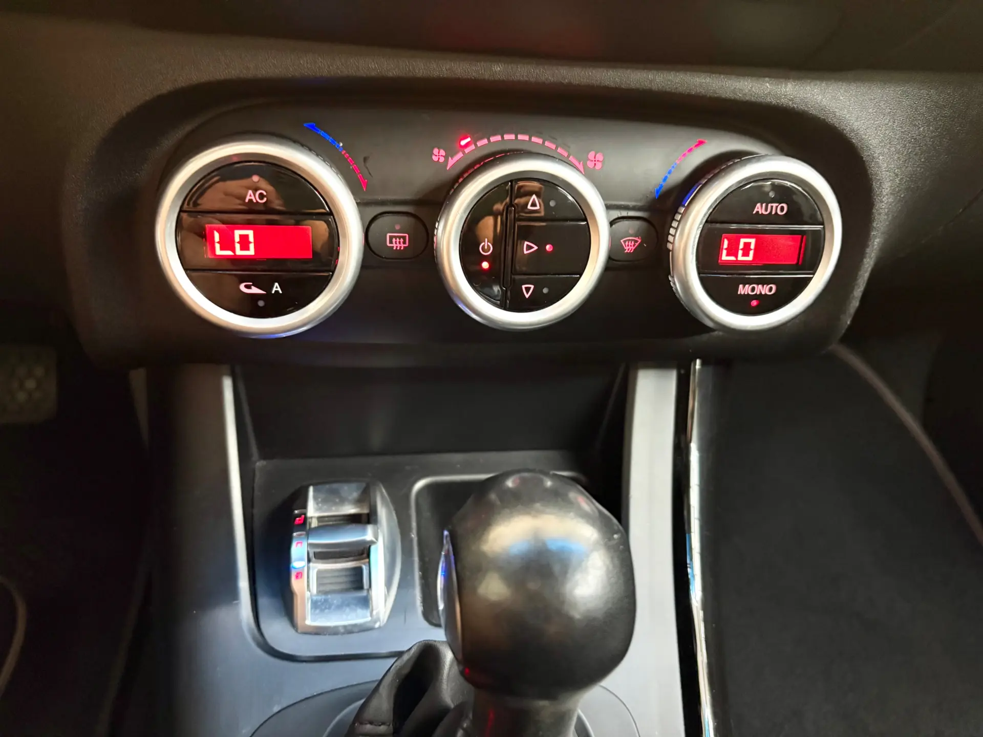 Alfa Romeo Giulietta 2.0 JTDm Distinctive TCT 35