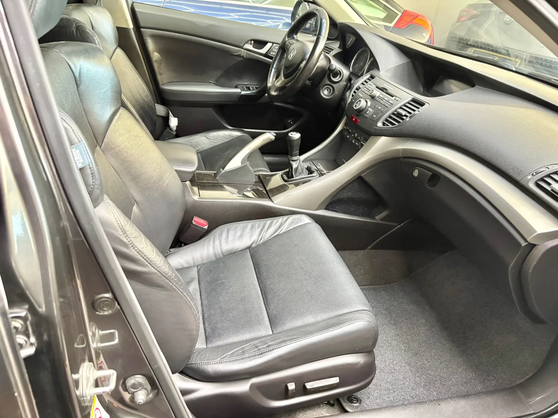 Honda Accord Tourer 2.2 i-DTEC Executive 12