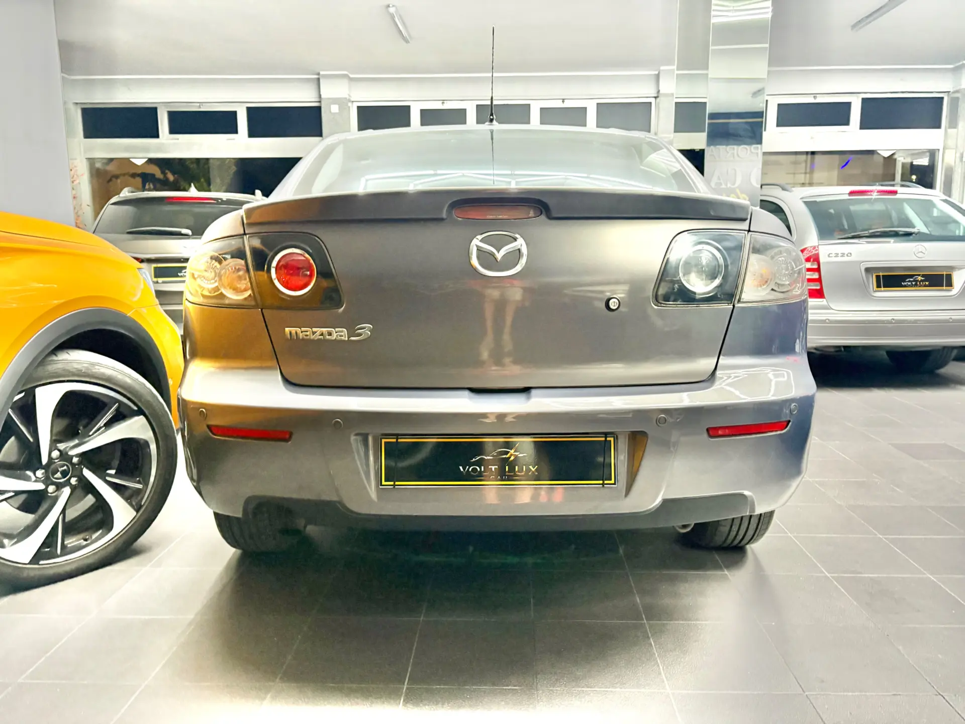 Mazda 3 Sedan MZ-CD 1.6 Exclusive Plus 19