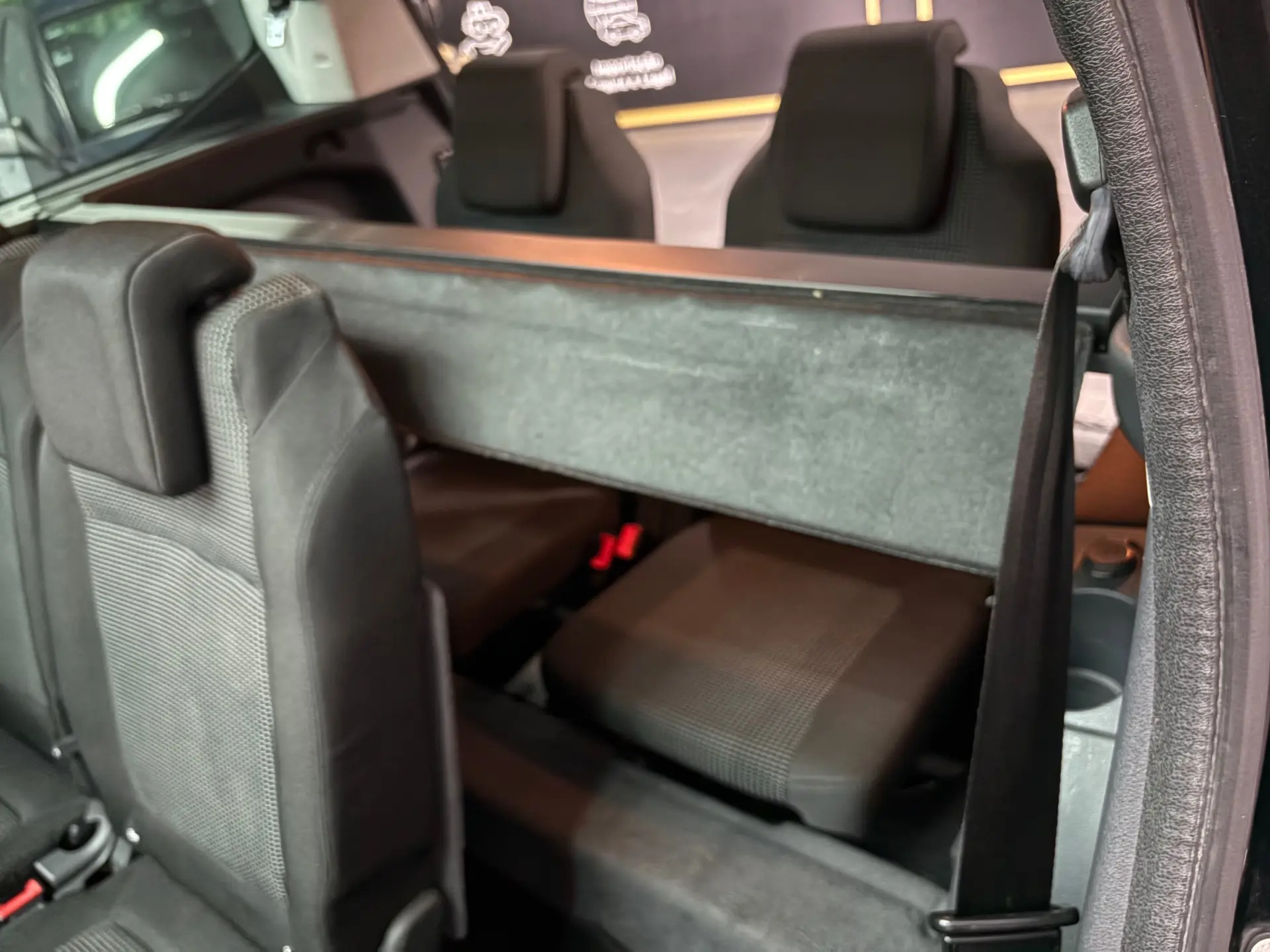 Peugeot 5008 1.6 HDi Tech-Motion 25