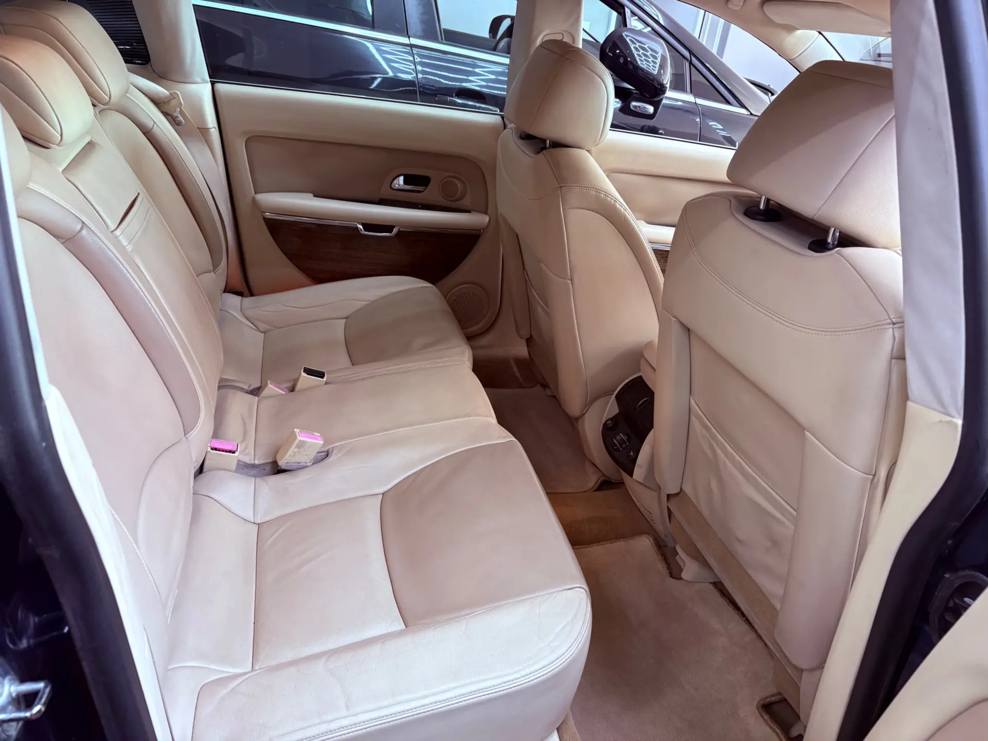 Citroen C6 2.7 HDi V6 Exclusive 8