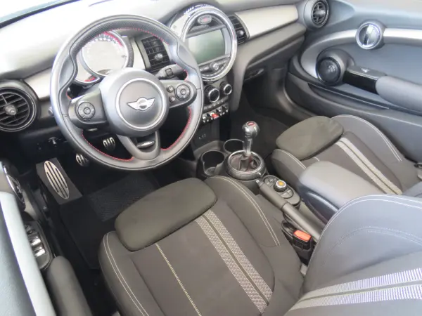 MINI Cabrio John Cooper Works 27