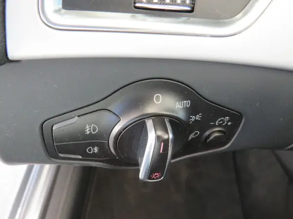 Audi A4 2.0 TDI SPORT 33