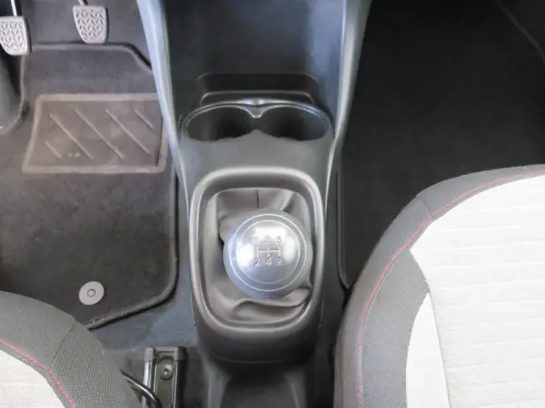 Citroën C1 1.0 Millenium VTi 19