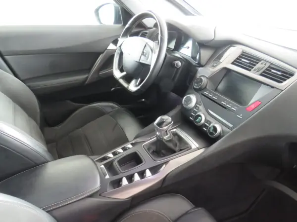 Citroën DS5 1.6 BlueHDi So Chic 24