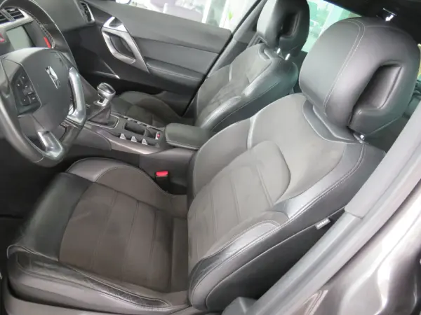 Citroën DS5 1.6 BlueHDi So Chic 30