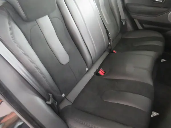 Land Rover Range Rover Evoque 2.2 TD4 Dynamic 34