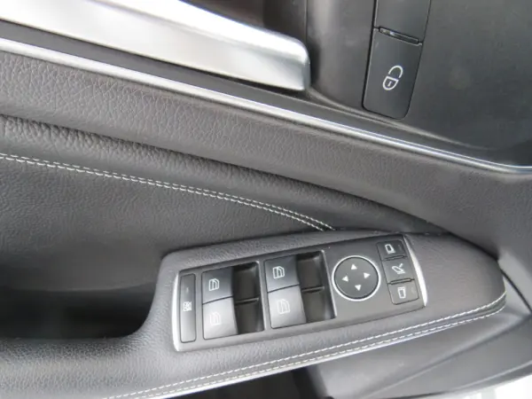 Mercedes-Benz A 180 D STYLE 16