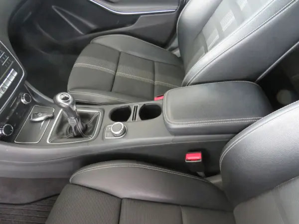 Mercedes-Benz A 180 D STYLE 22