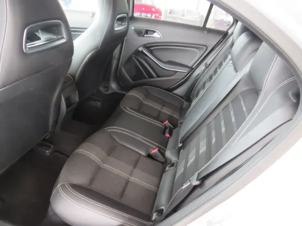 Mercedes-Benz A 180 D STYLE 28