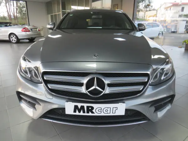 Mercedes-Benz E 300 de AMG Line 6