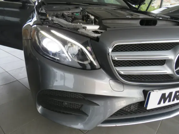 Mercedes-Benz E 300 de AMG Line 15