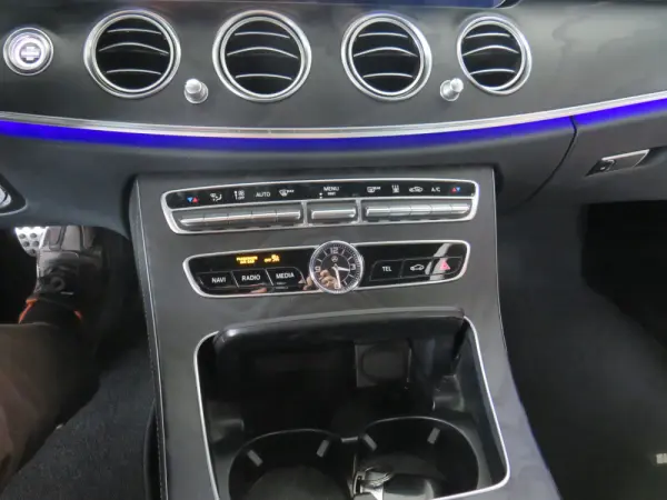 Mercedes-Benz E 300 de AMG Line 21