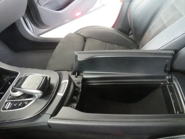 Mercedes-Benz E 300 de AMG Line 30