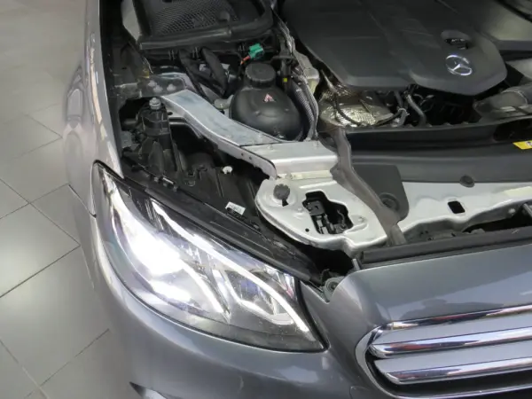 Mercedes-Benz E 300 de AMG Line 54