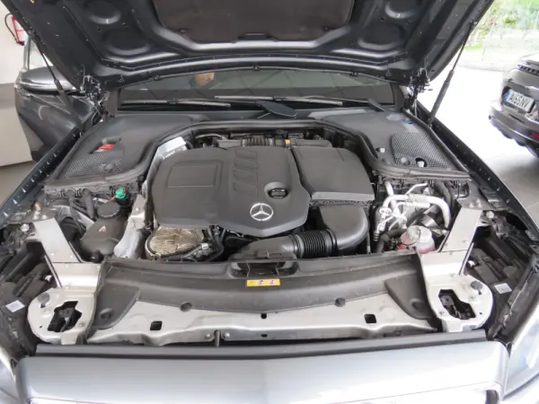 Mercedes-Benz E 300 de AMG Line 59