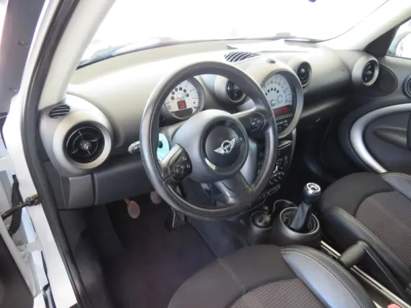 MINI Countryman Cooper D 19