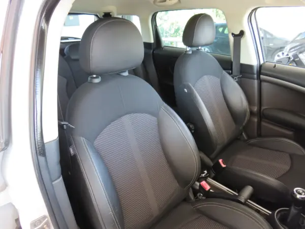 MINI Countryman Cooper D 23