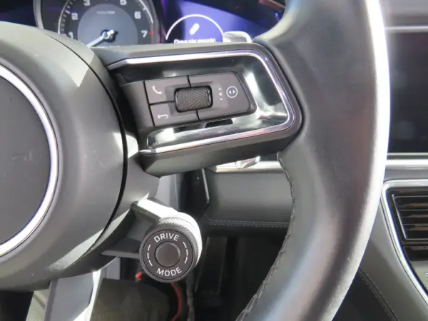 Porsche Panamera 4 E-Hybrid 23