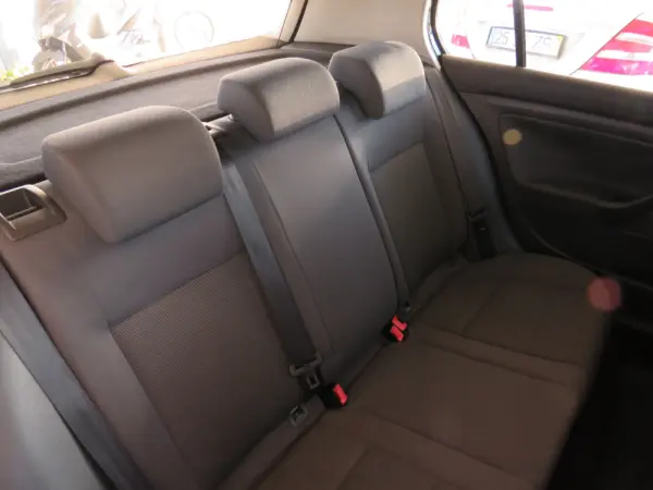 Volkswagen Golf Variant 1.9 TDi BlueM. Confortline 17