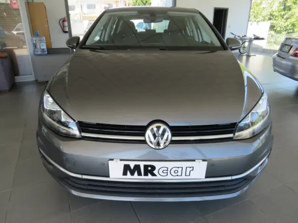 Volkswagen Golf 1.6 TDI Confortline 2