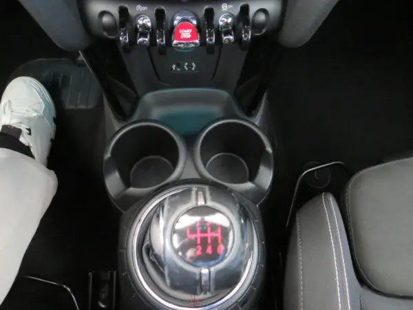 MINI Cabrio John Cooper Works 40