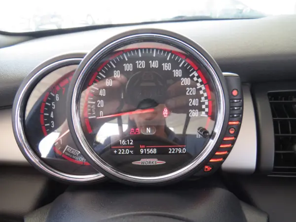 MINI Cabrio John Cooper Works 15