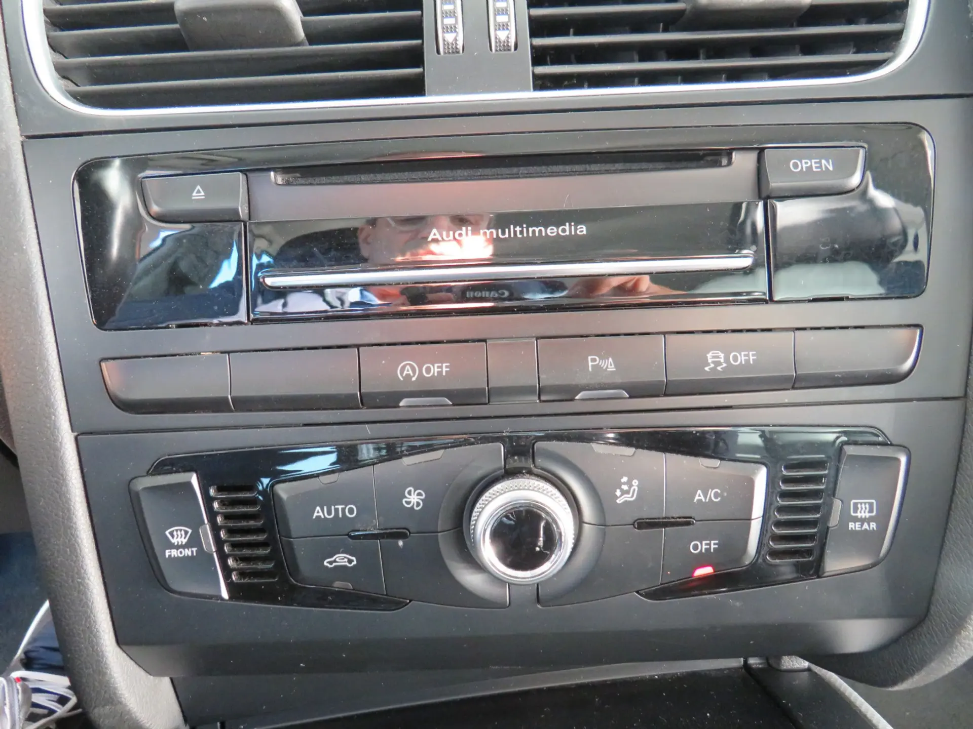 Audi A4 2.0 TDI SPORT 15