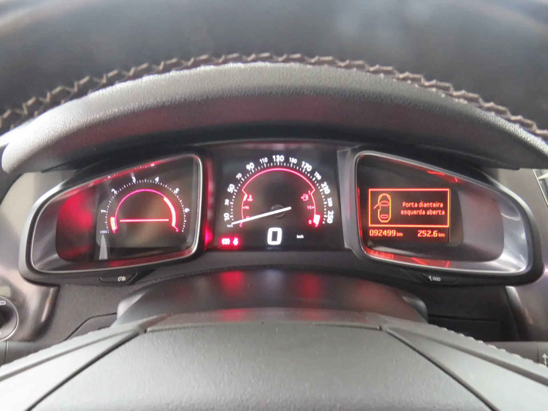 Citroën DS5 1.6 BlueHDi So Chic 13