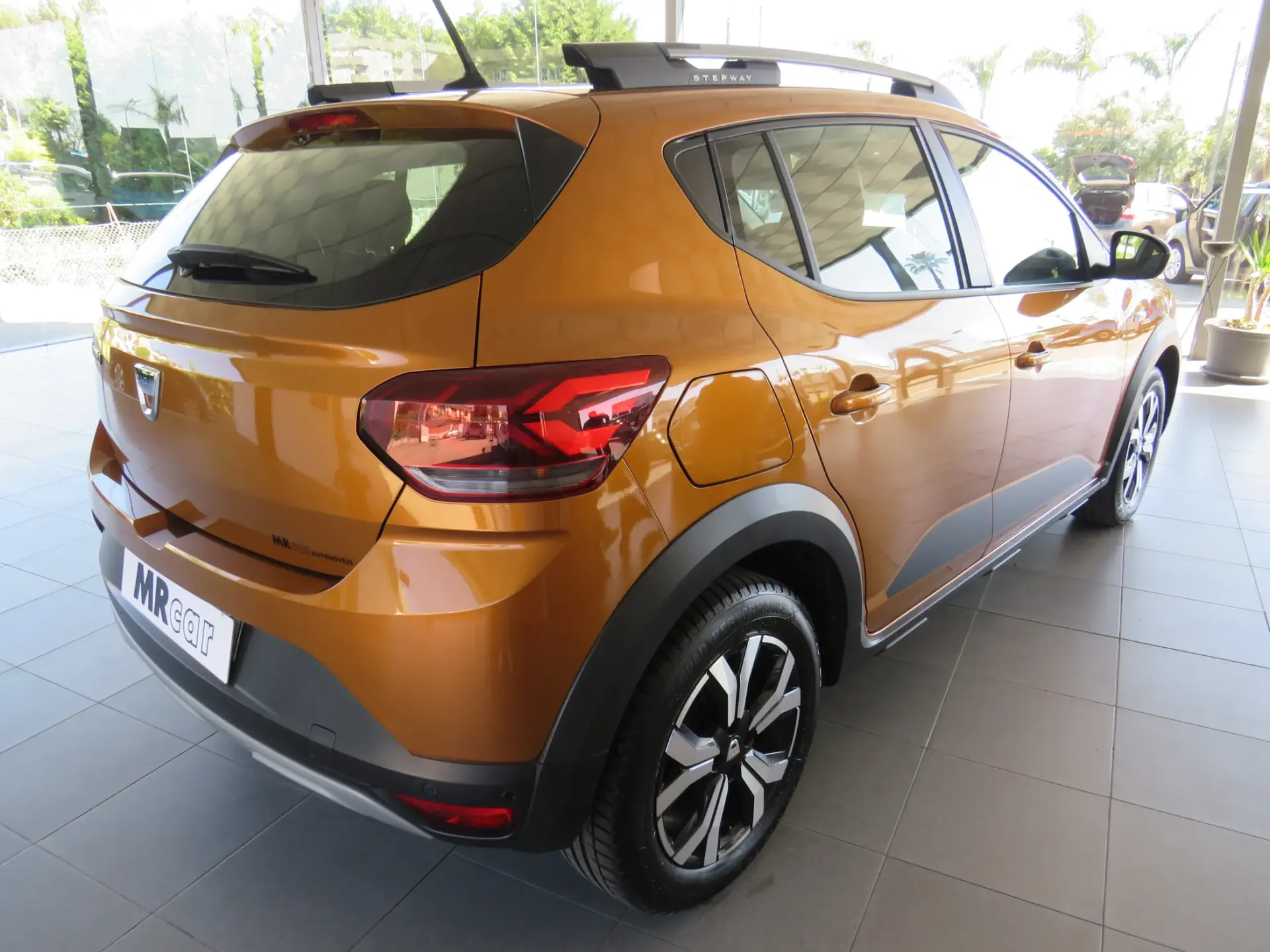 Dacia Sandero 1.0 TCe Bi-Fuel Stepway 4