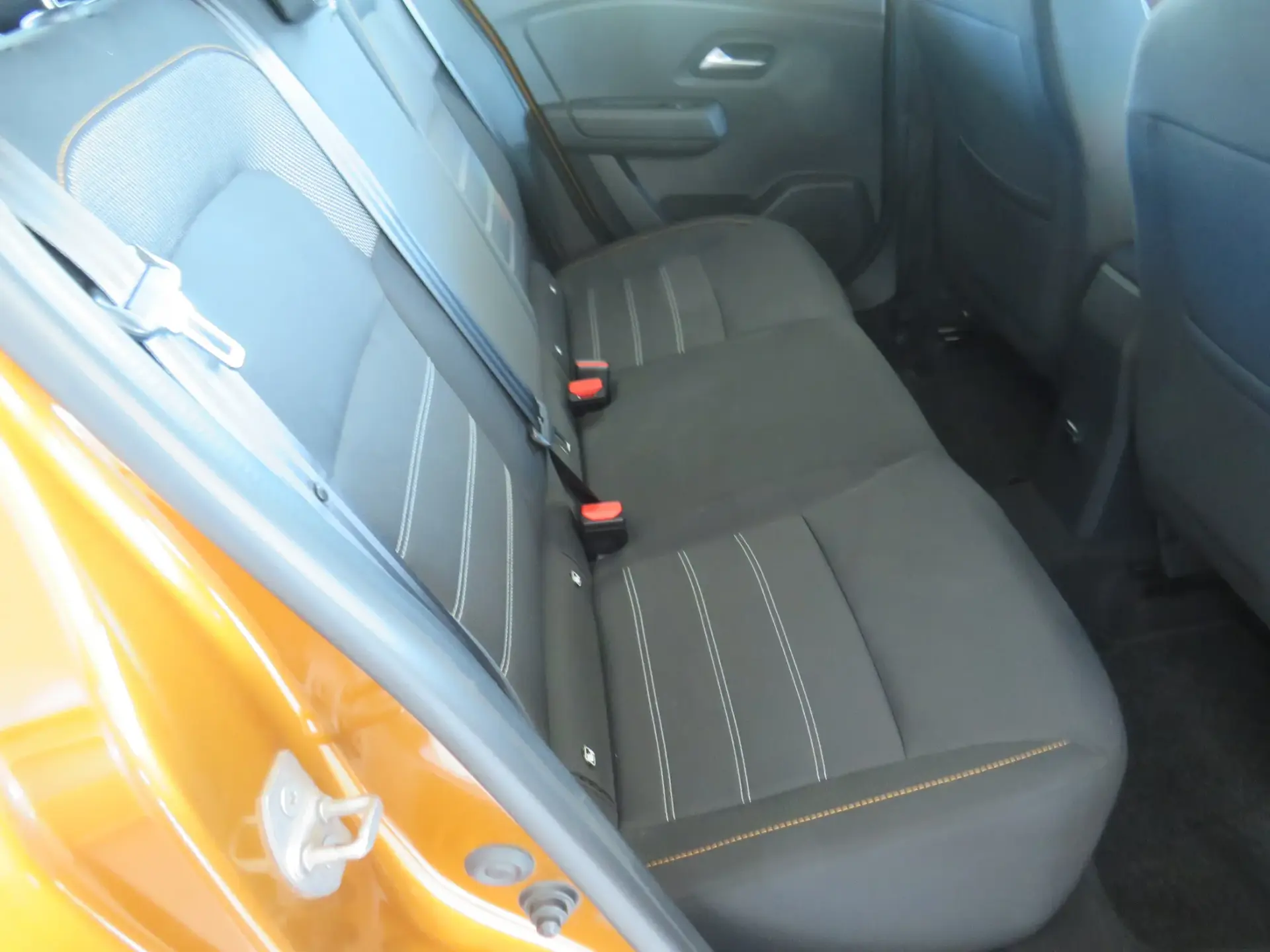 Dacia Sandero 1.0 TCe Bi-Fuel Stepway 27