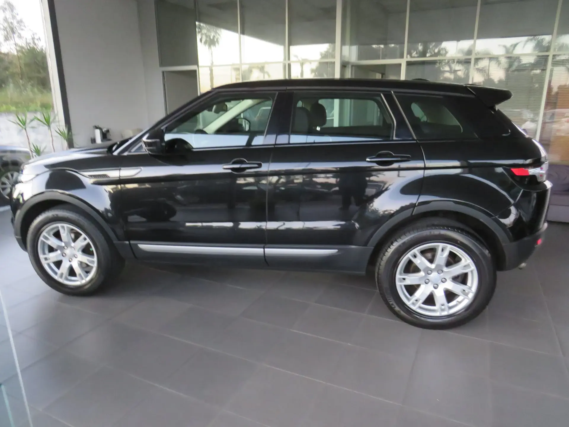 Land Rover Range Rover Evoque 2.2 TD4 Dynamic 3