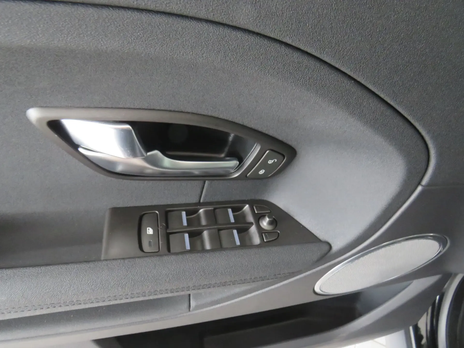 Land Rover Range Rover Evoque 2.2 TD4 Dynamic 21