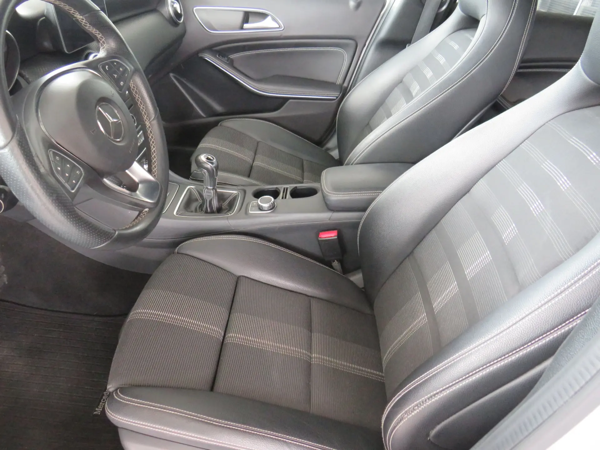 Mercedes-Benz A 180 D STYLE 21