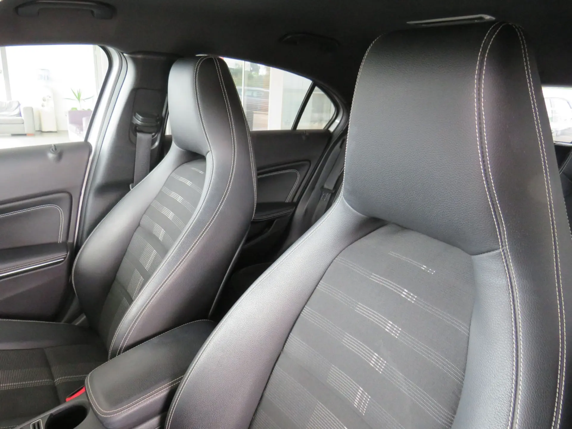 Mercedes-Benz A 180 D STYLE 23