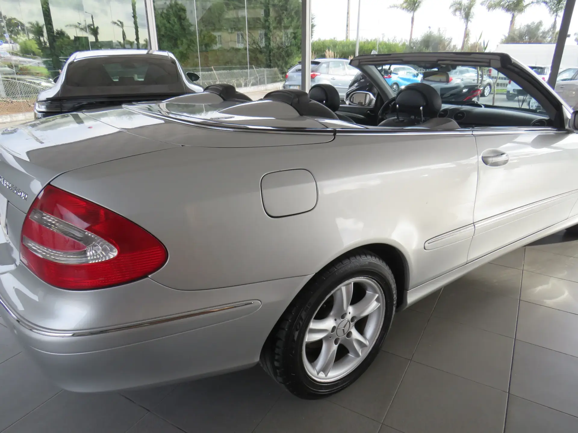 Mercedes-Benz CLK 200 K Avantgarde 13