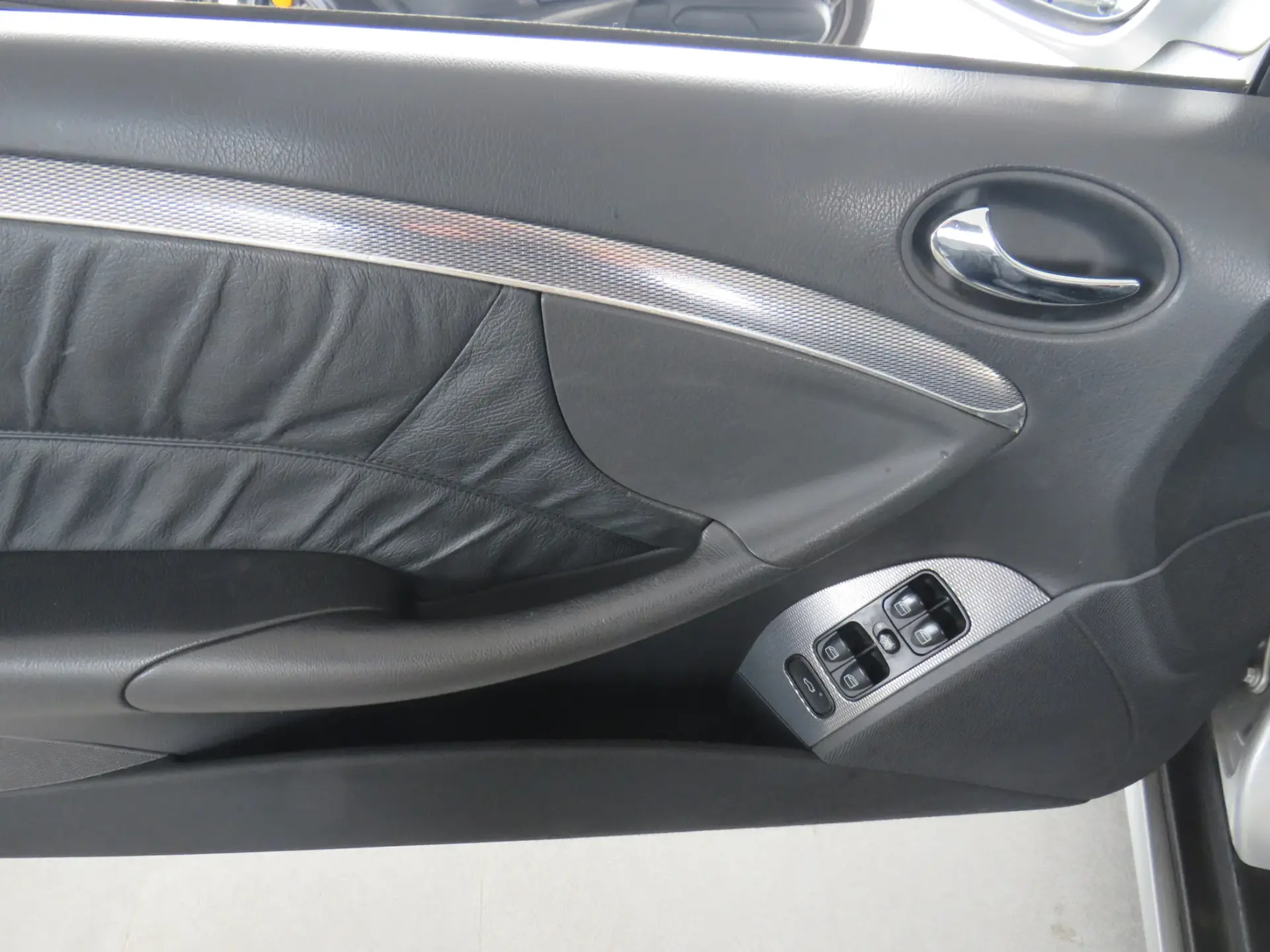 Mercedes-Benz CLK 200 K Avantgarde 26