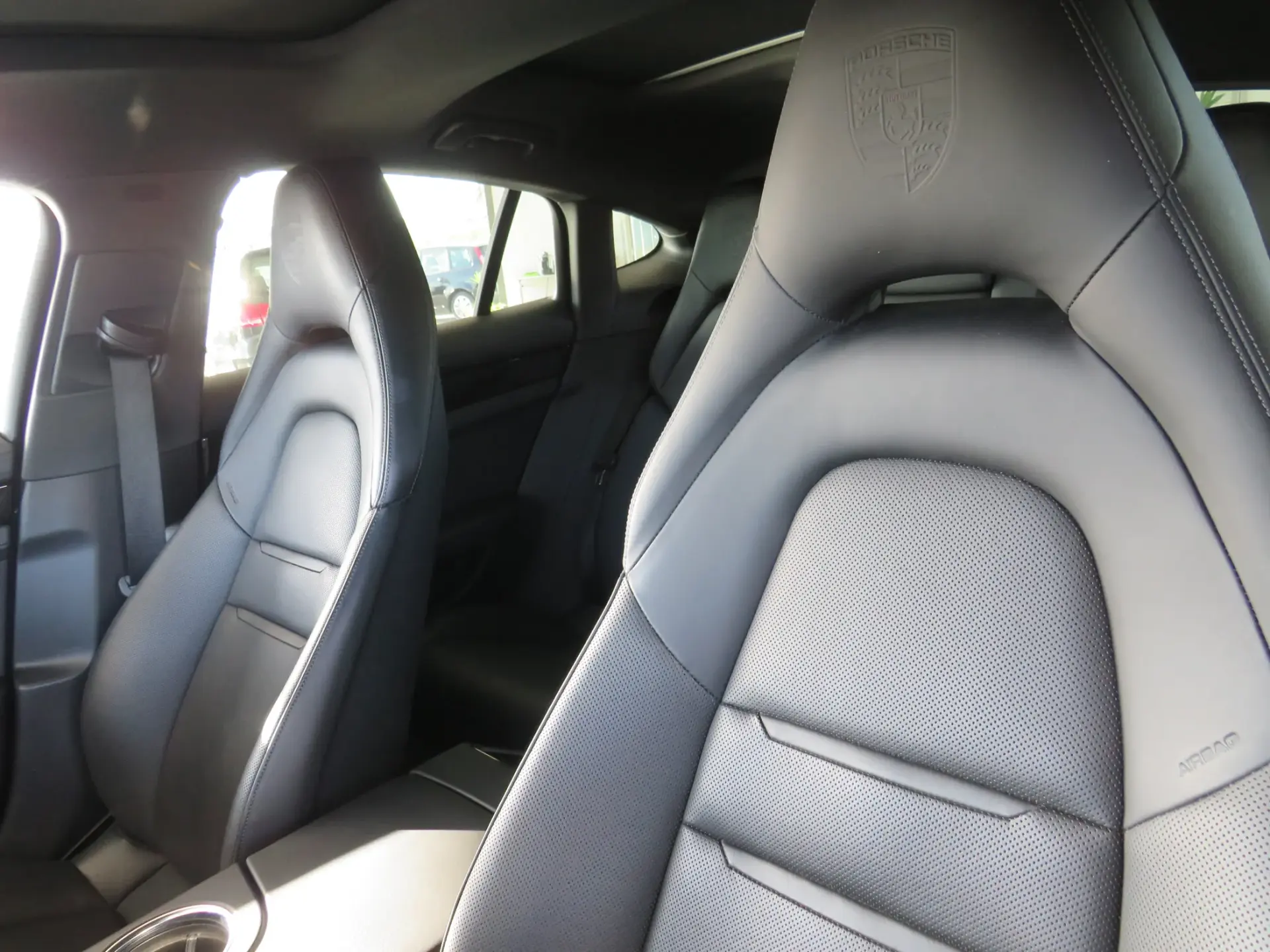 Porsche Panamera 4 E-Hybrid 35