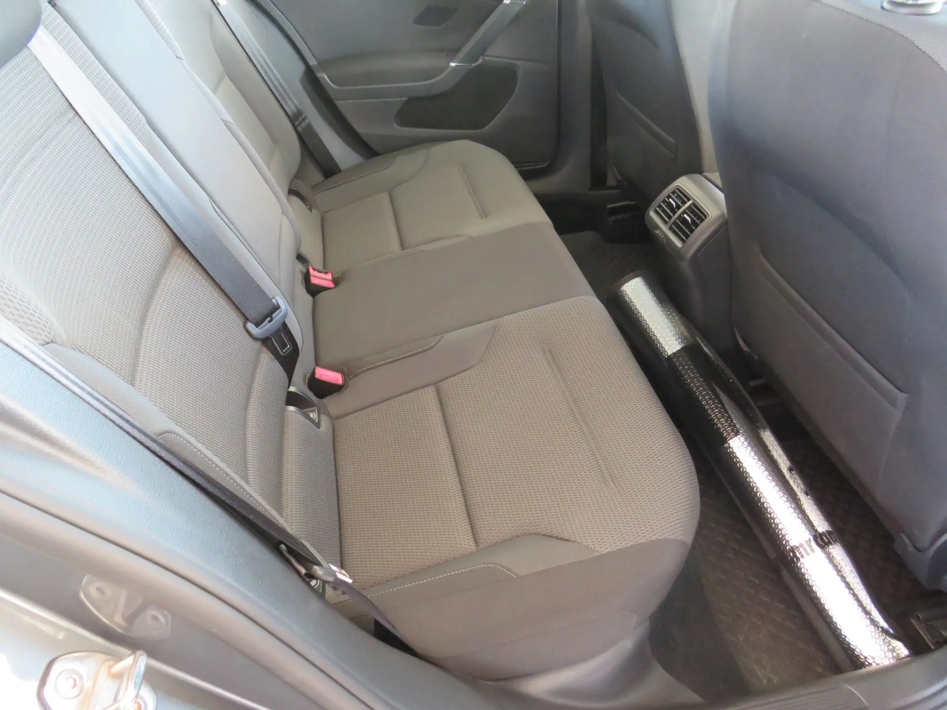 Volkswagen Golf 1.6 TDI Confortline 16
