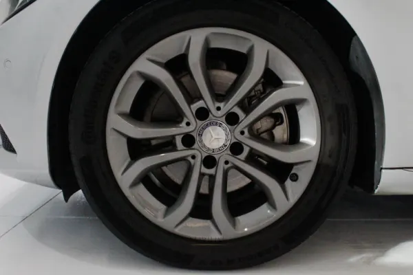 Mercedes-Benz C 220 19