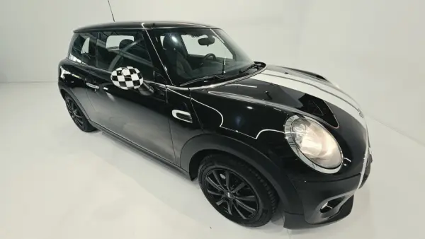 MINI 3 Portas One 12