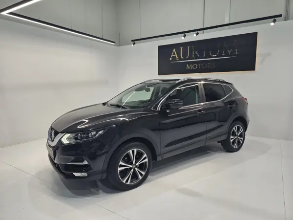 Nissan Qashqai 1.5 dCi N-Connecta J18 8