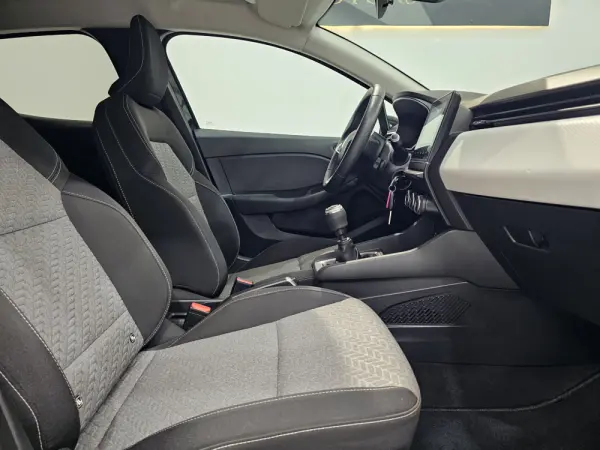 Renault Clio 1.0 TCe Limited 18