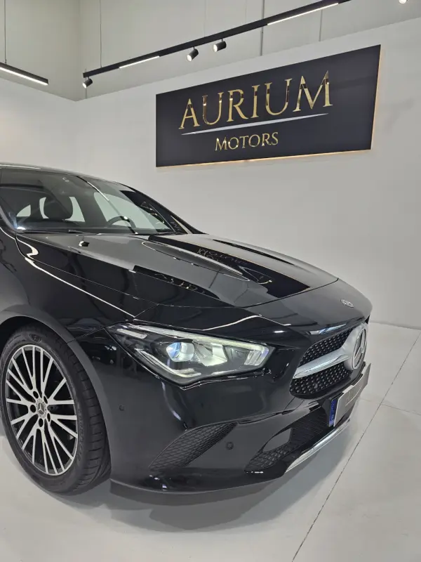 Mercedes-Benz CLA 180 d Shooting Brake Progressive Aut. 12