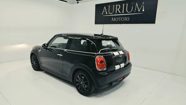 MINI 3 Portas One 4