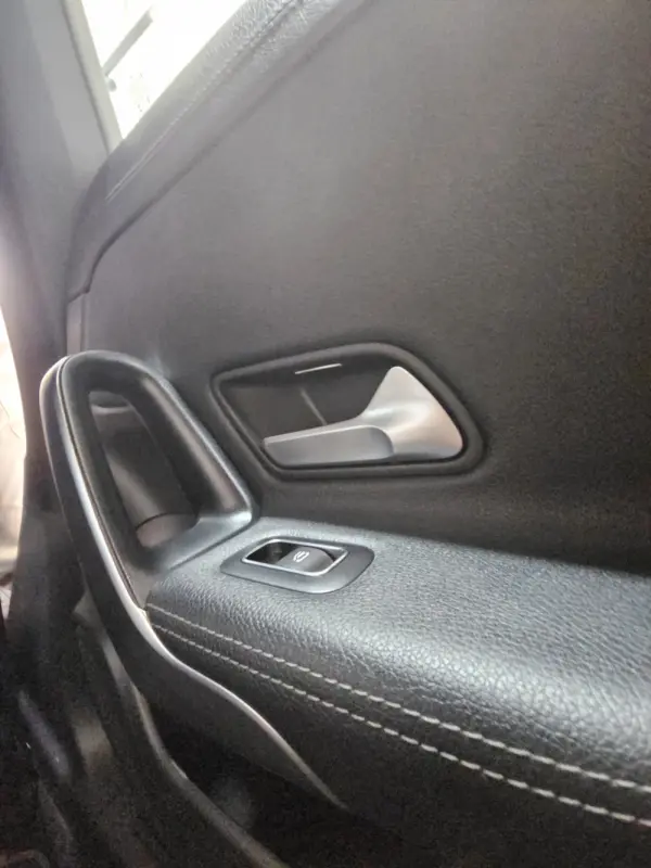Mercedes-Benz CLA 180 d Shooting Brake Progressive Aut. 32